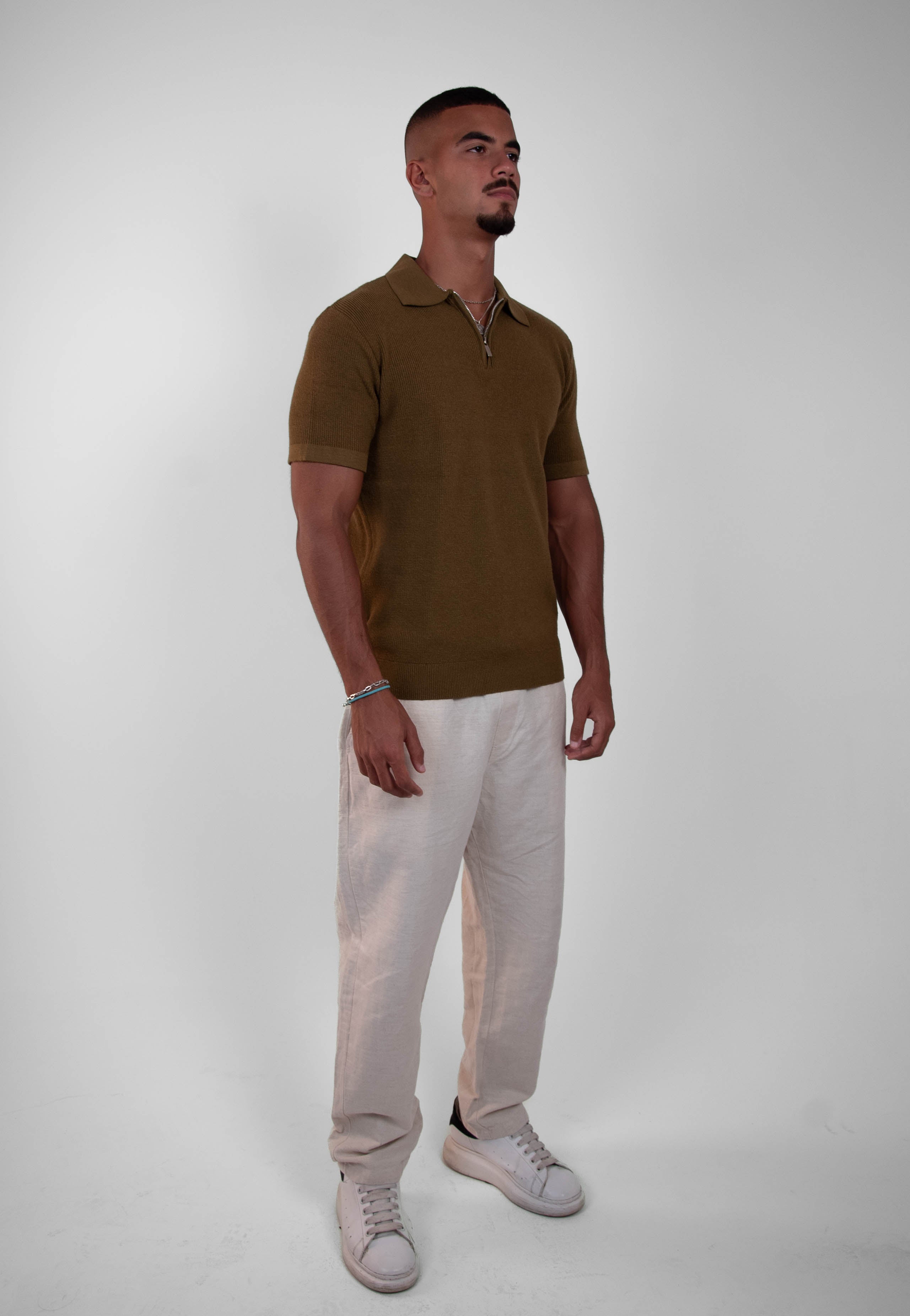OLIVE KNIT ZIP-UP POLO