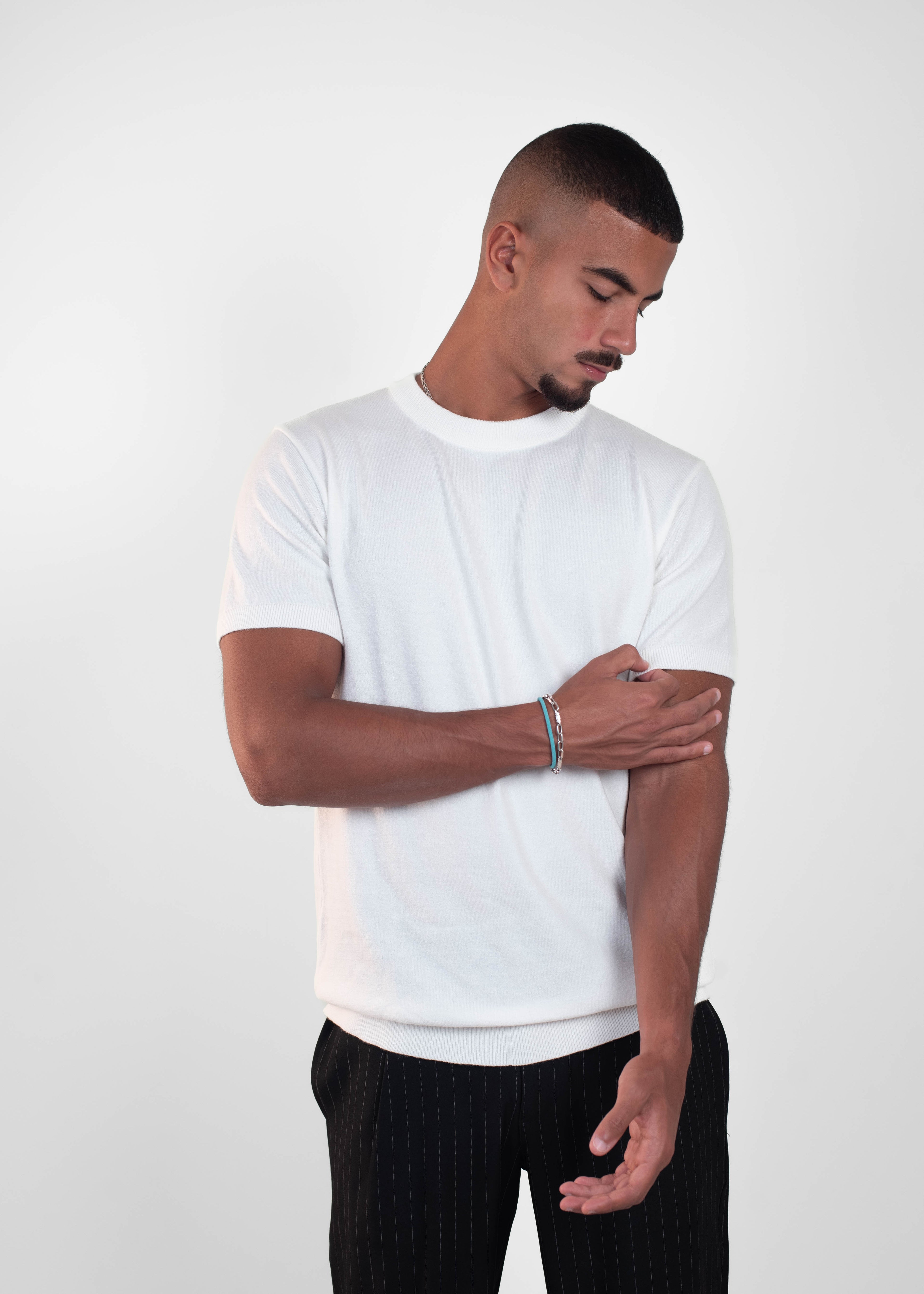 ROUND NECK KNIT T-SHIRT - WHITE